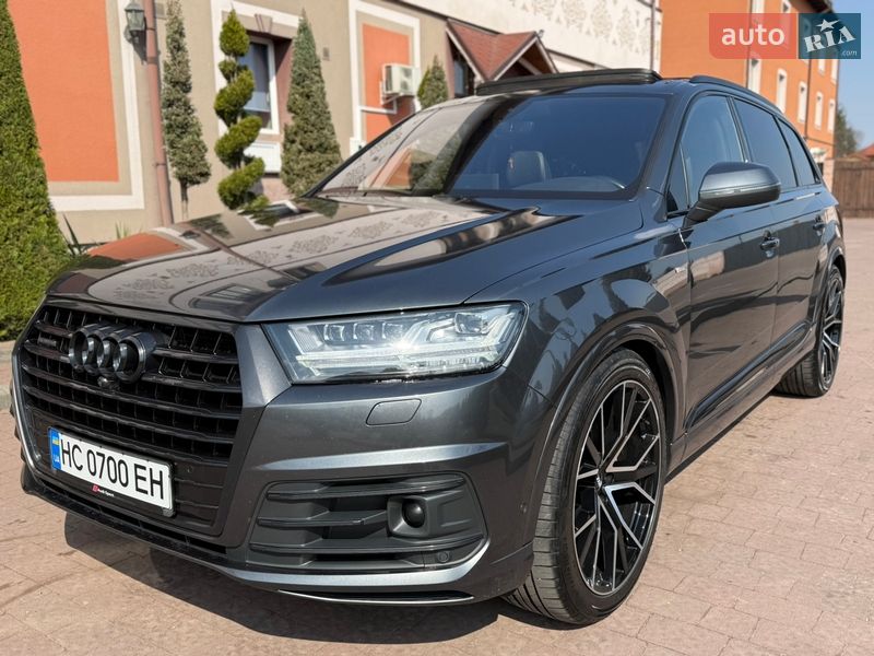 Внедорожник / Кроссовер Audi Q7 2016 в Стрые