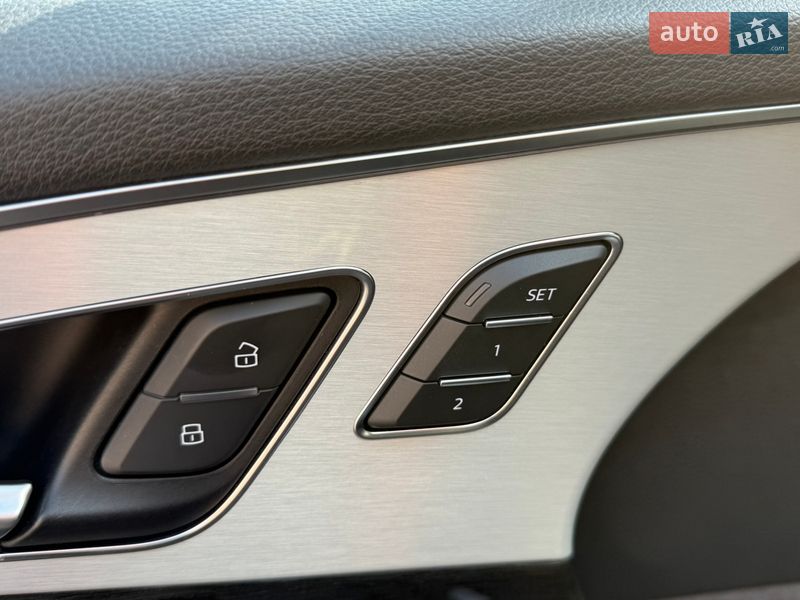 Внедорожник / Кроссовер Audi Q7 2016 в Стрые