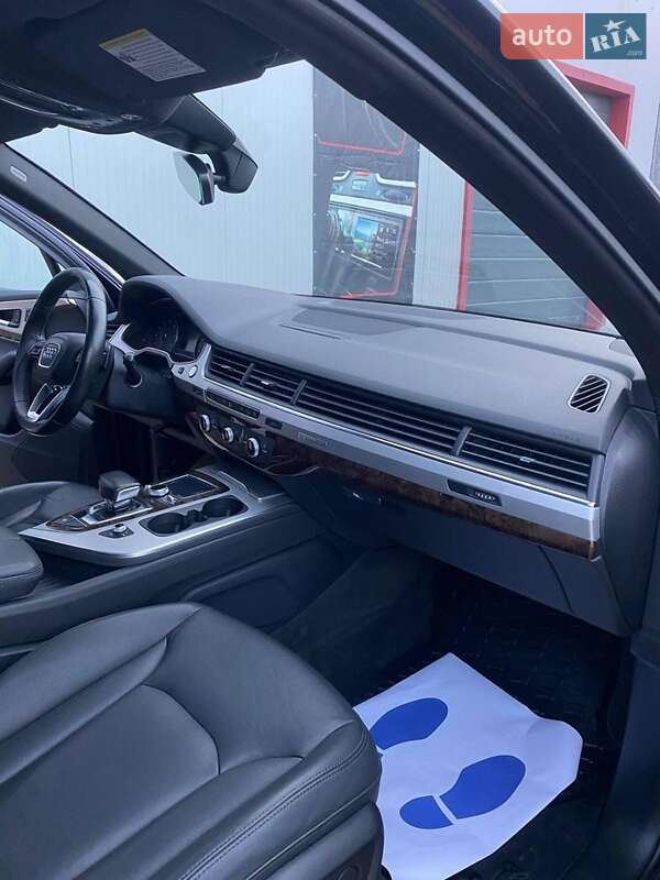 Лифтбек Audi Q7 2017 в Черновцах фото 8 Лифтбек Audi Q7 2017 в Черновцах