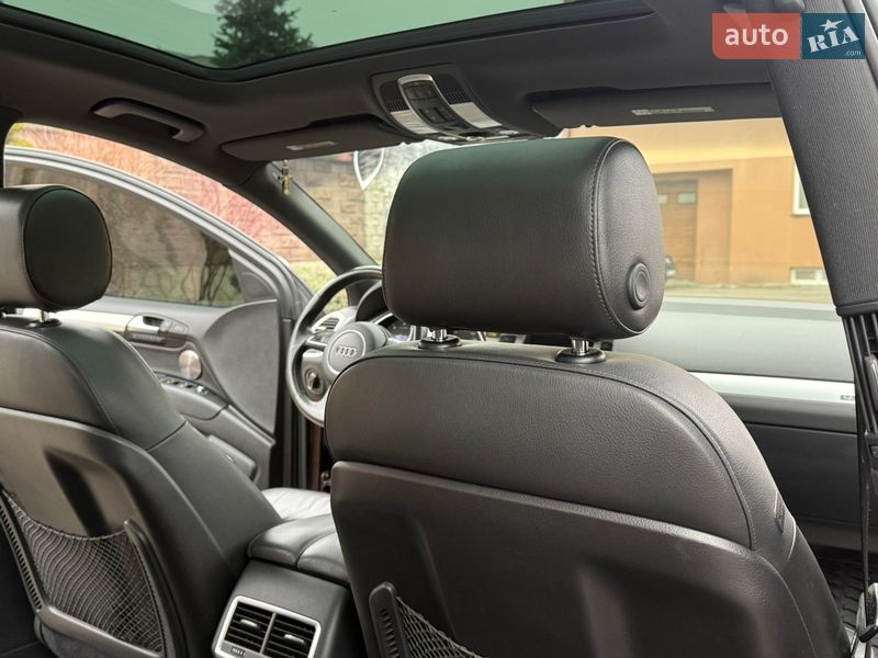 Позашляховик / Кросовер Audi Q7 2010 в Рівному