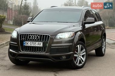 Позашляховик / Кросовер Audi Q7 2010 в Рівному