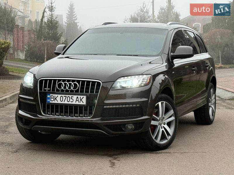 Позашляховик / Кросовер Audi Q7 2010 в Рівному