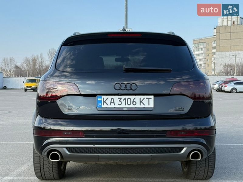Позашляховик / Кросовер Audi Q7 2014 в Києві