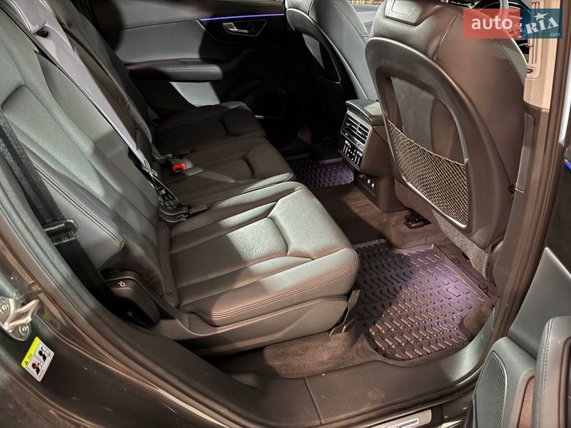Позашляховик / Кросовер Audi Q7 2023 в Києві фото 16 Позашляховик / Кросовер Audi Q7 2023 в Києві