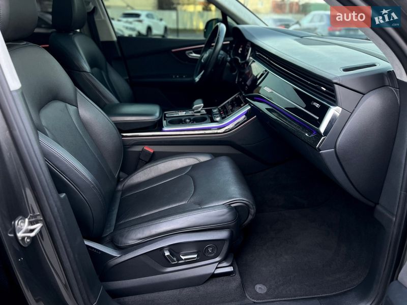 Позашляховик / Кросовер Audi Q7 2021 в Одесі