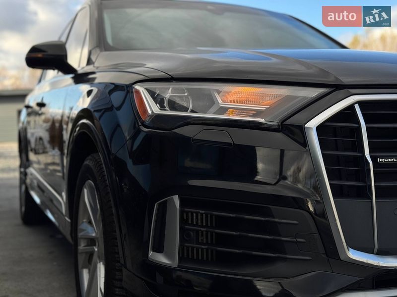 Позашляховик / Кросовер Audi Q7 2019 в Рівному