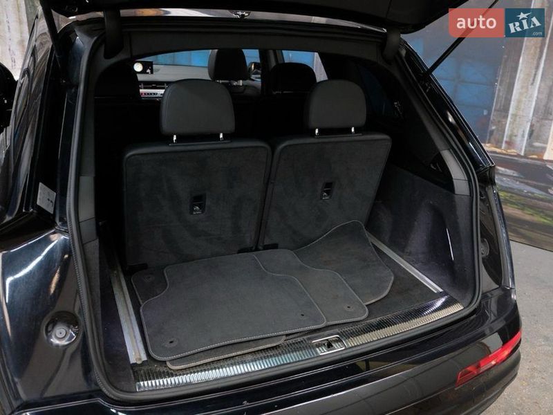 Внедорожник / Кроссовер Audi Q7 2018 в Вараше фото 38 Внедорожник / Кроссовер Audi Q7 2018 в Вараше