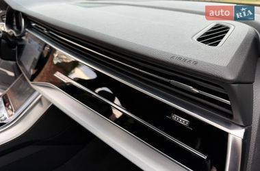 Внедорожник / Кроссовер Audi Q7 2020 в Ровно