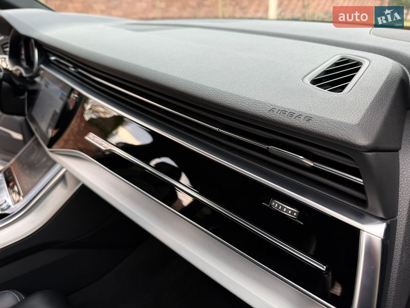 Внедорожник / Кроссовер Audi Q7 2020 в Ровно
