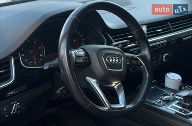 Позашляховик / Кросовер Audi Q7 2015 в Києві