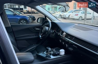 Позашляховик / Кросовер Audi Q7 2015 в Києві