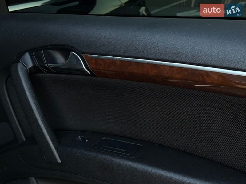 Позашляховик / Кросовер Audi Q7 2006 в Києві фото 11 Позашляховик / Кросовер Audi Q7 2006 в Києві