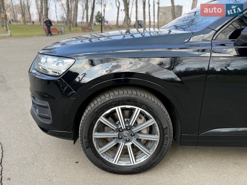 Внедорожник / Кроссовер Audi Q7 2017 в Киеве фото 13 Внедорожник / Кроссовер Audi Q7 2017 в Киеве
