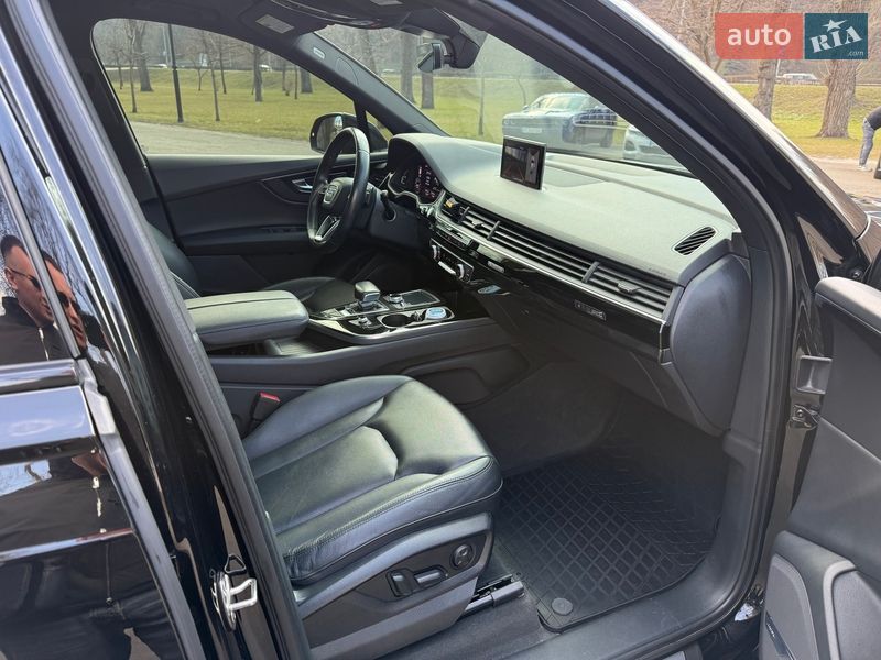 Внедорожник / Кроссовер Audi Q7 2017 в Киеве фото 25 Внедорожник / Кроссовер Audi Q7 2017 в Киеве