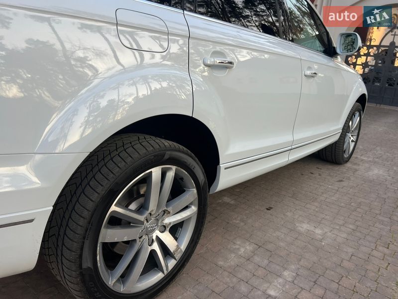 Позашляховик / Кросовер Audi Q7 2012 в Києві фото 47 Позашляховик / Кросовер Audi Q7 2012 в Києві