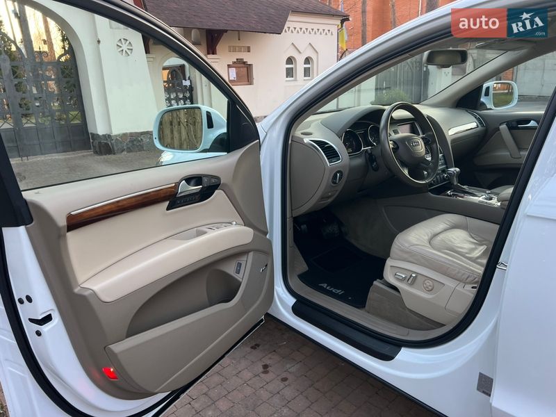 Позашляховик / Кросовер Audi Q7 2012 в Києві фото 49 Позашляховик / Кросовер Audi Q7 2012 в Києві