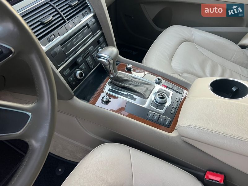 Позашляховик / Кросовер Audi Q7 2012 в Києві фото 71 Позашляховик / Кросовер Audi Q7 2012 в Києві