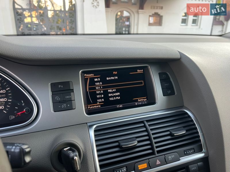 Позашляховик / Кросовер Audi Q7 2012 в Києві фото 75 Позашляховик / Кросовер Audi Q7 2012 в Києві