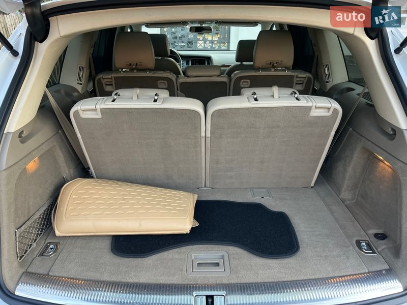 Позашляховик / Кросовер Audi Q7 2012 в Києві фото 129 Позашляховик / Кросовер Audi Q7 2012 в Києві