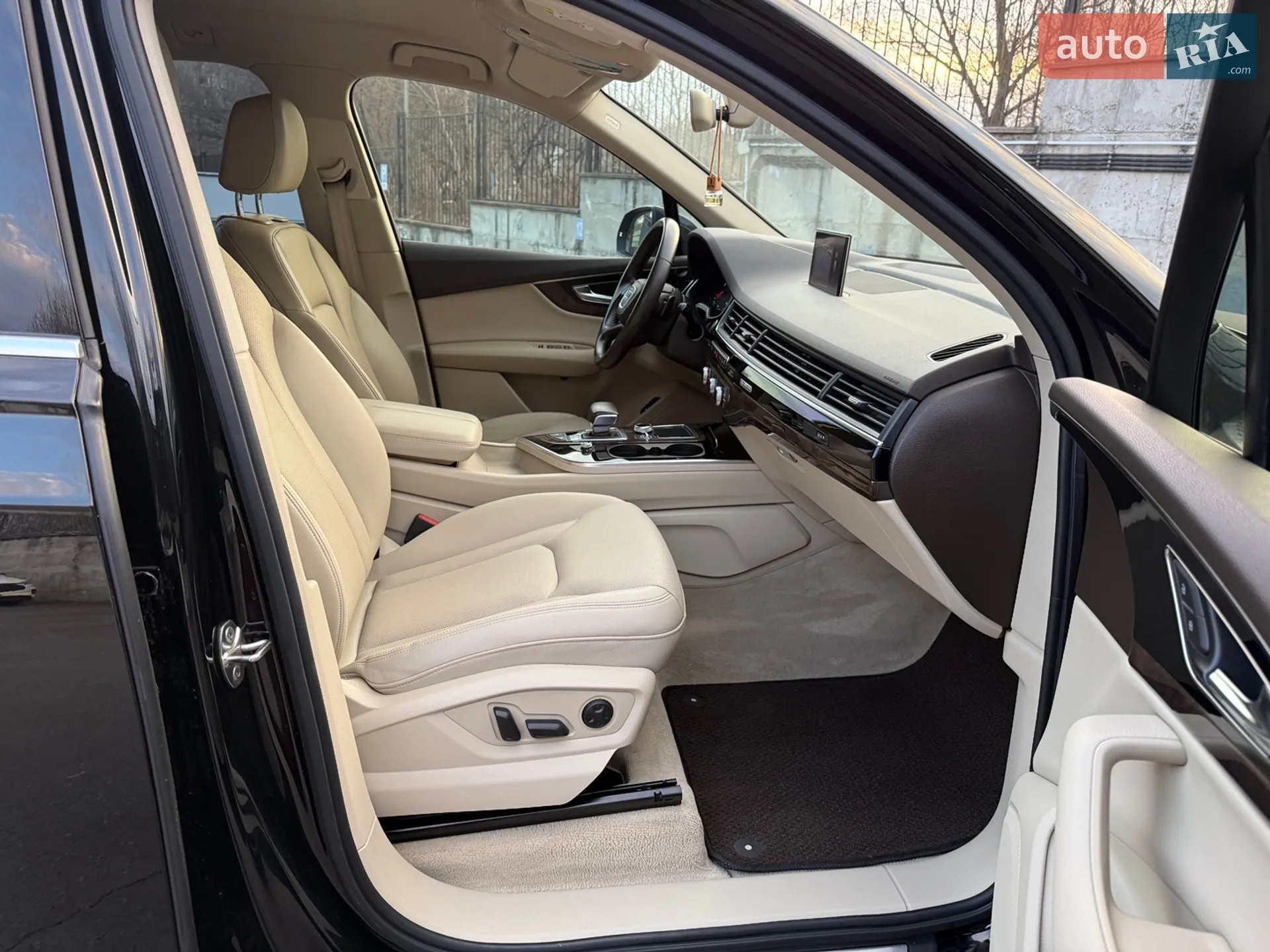 2015 Audi Q7 - мініатюра 37