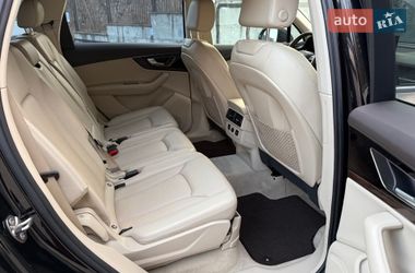 Внедорожник / Кроссовер Audi Q7 2015 в Ровно