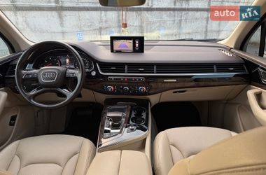 Внедорожник / Кроссовер Audi Q7 2015 в Ровно