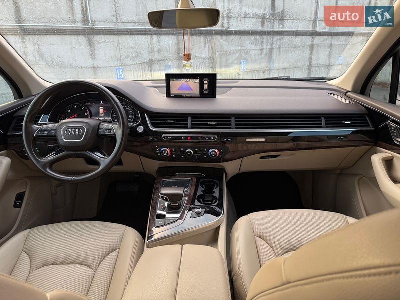 Внедорожник / Кроссовер Audi Q7 2015 в Ровно