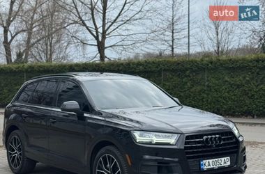 Позашляховик / Кросовер Audi Q7 2016 в Києві