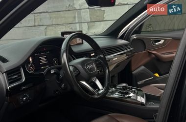 Внедорожник / Кроссовер Audi Q7 2016 в Киеве