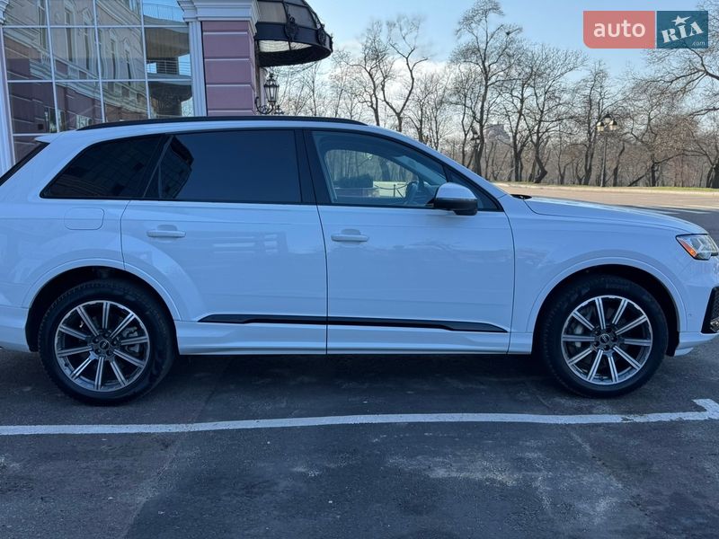 Внедорожник / Кроссовер Audi Q7 2022 в Одессе