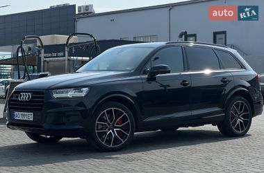 Позашляховик / Кросовер Audi Q7 2017 в Мукачевому