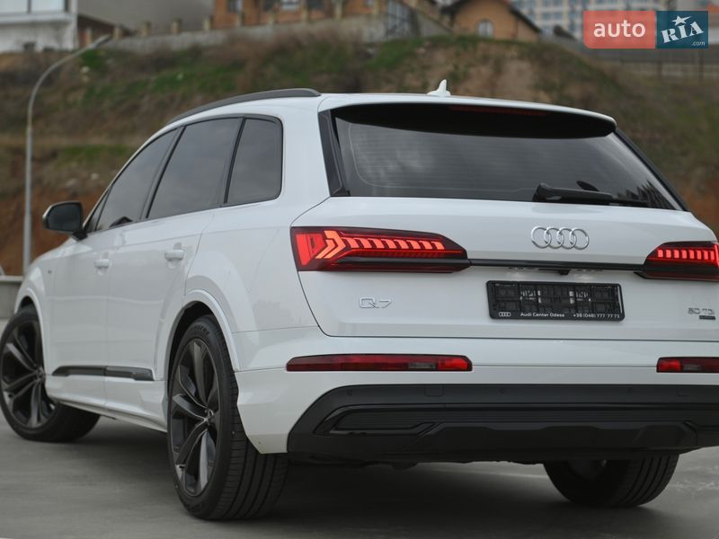 Внедорожник / Кроссовер Audi Q7 2020 в Одессе