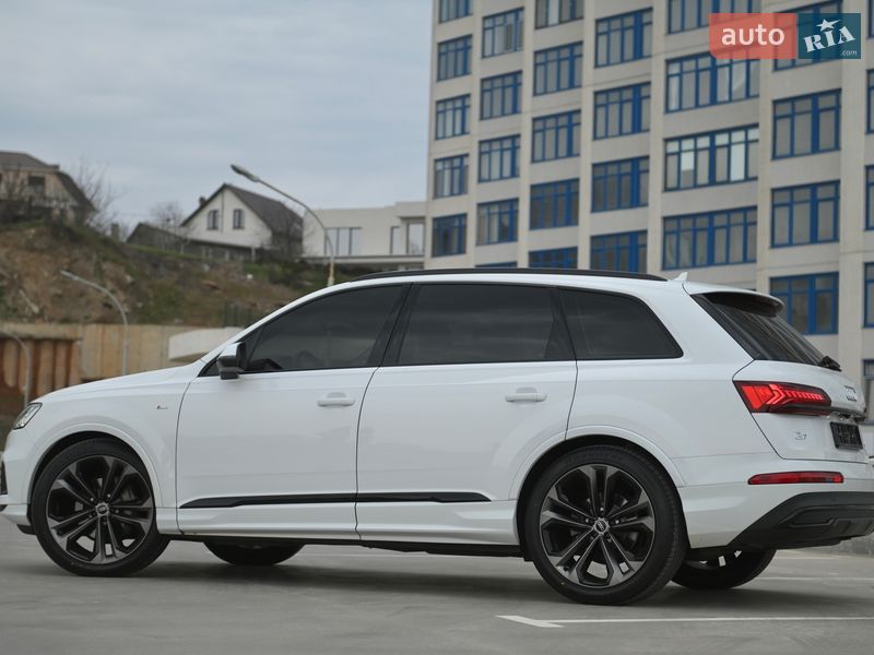 Внедорожник / Кроссовер Audi Q7 2020 в Одессе