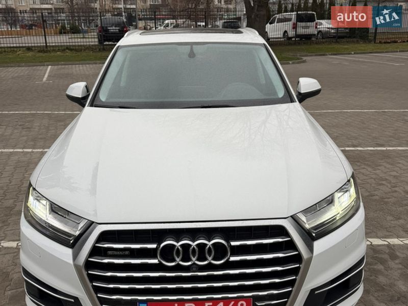 Внедорожник / Кроссовер Audi Q7 2016 в Луцке