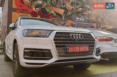 Позашляховик / Кросовер Audi Q7 2019 в Луцьку