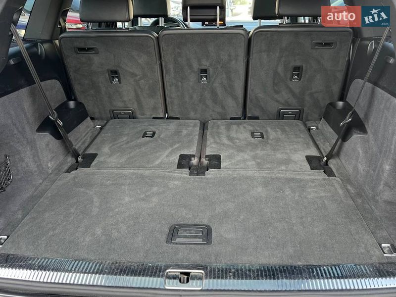 Внедорожник / Кроссовер Audi Q7 2019 в Полтаве