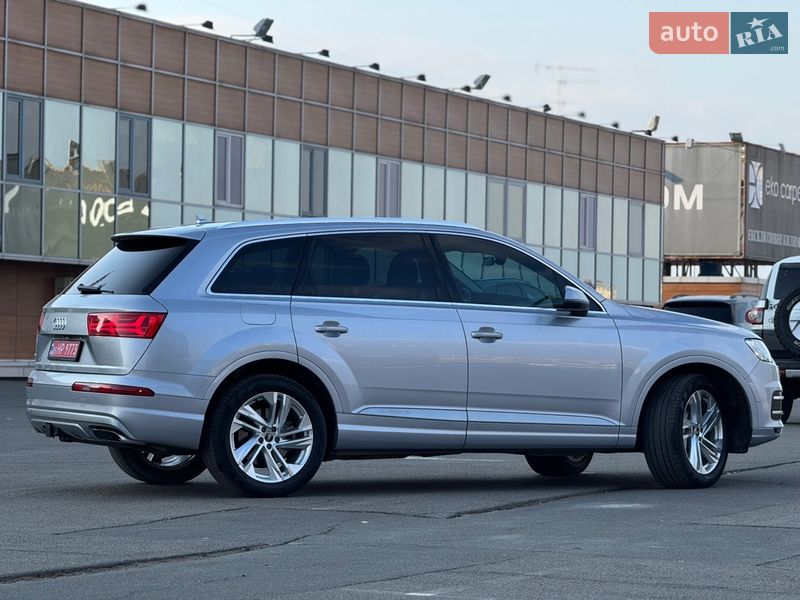 Позашляховик / Кросовер Audi Q7 2018 в Києві фото 6 Позашляховик / Кросовер Audi Q7 2018 в Києві