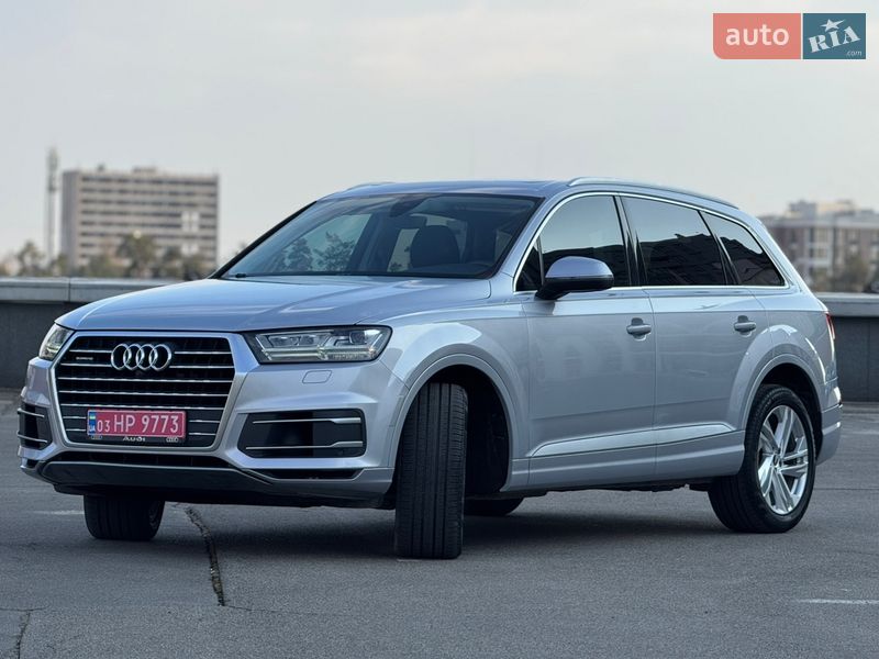 Позашляховик / Кросовер Audi Q7 2018 в Києві фото 16 Позашляховик / Кросовер Audi Q7 2018 в Києві