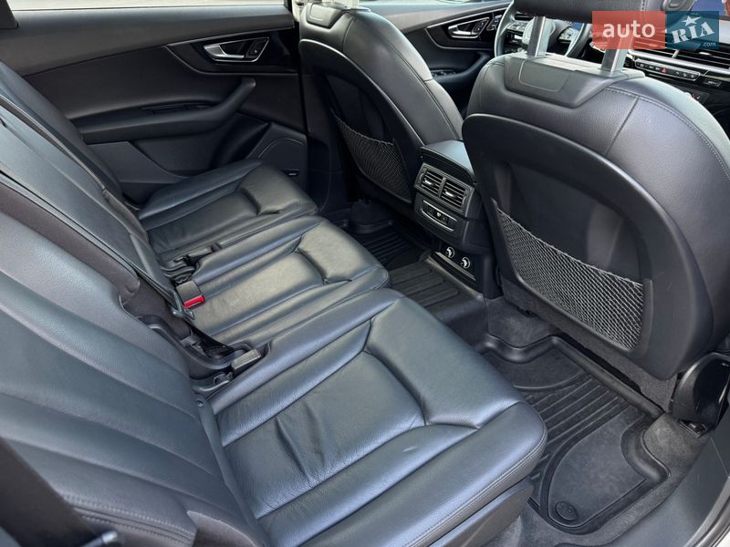 Позашляховик / Кросовер Audi Q7 2018 в Києві фото 39 Позашляховик / Кросовер Audi Q7 2018 в Києві