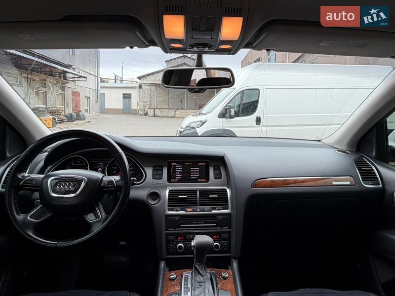 Позашляховик / Кросовер Audi Q7 2014 в Одесі