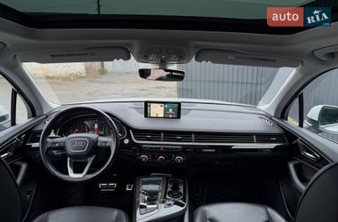 Внедорожник / Кроссовер Audi Q7 2015 в Киеве
