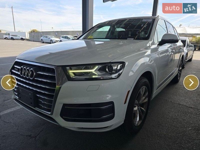Внедорожник / Кроссовер Audi Q7 2015 в Киеве