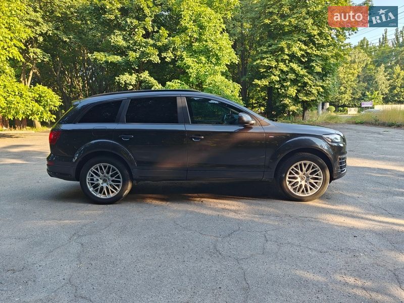 Внедорожник / Кроссовер Audi Q7 2014 в Виннице