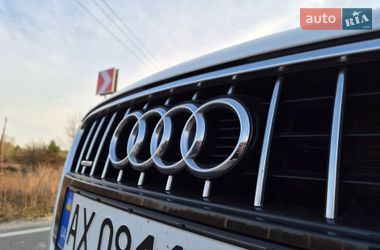 Позашляховик / Кросовер Audi Q7 2013 в Києві