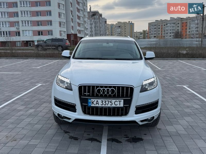 Внедорожник / Кроссовер Audi Q7 2015 в Виннице
