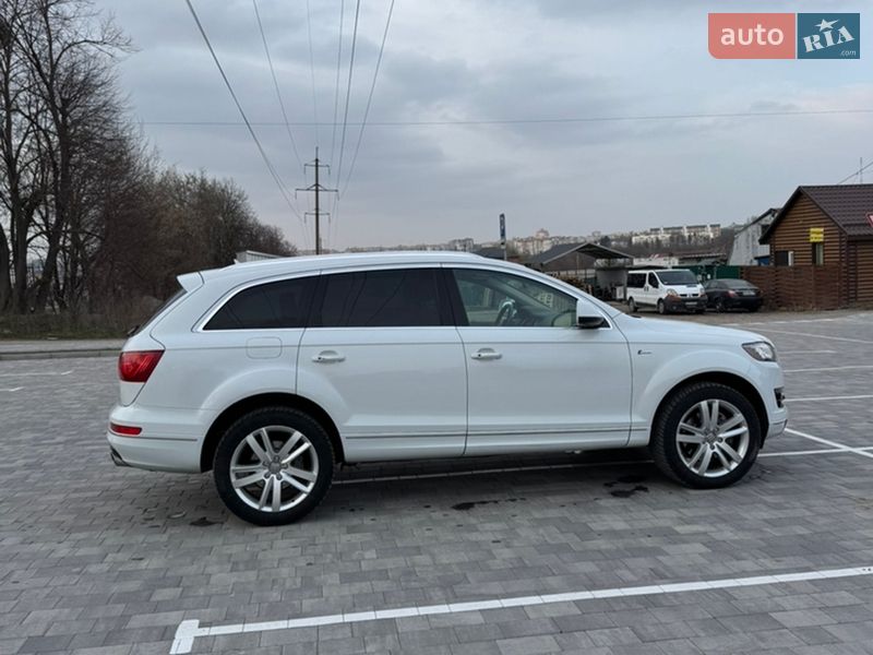 Внедорожник / Кроссовер Audi Q7 2015 в Виннице