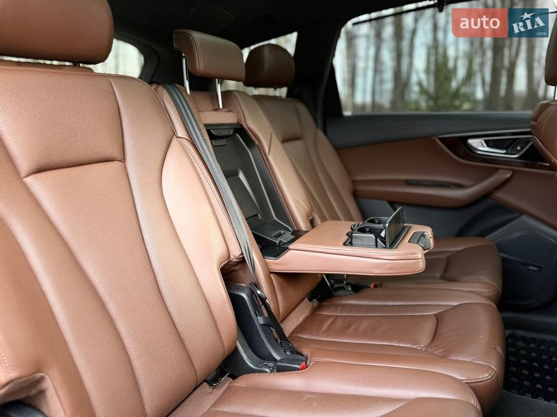 Внедорожник / Кроссовер Audi Q7 2016 в Ковеле