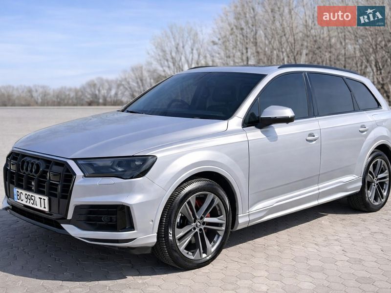 Внедорожник / Кроссовер Audi Q7 2022 в Луцке