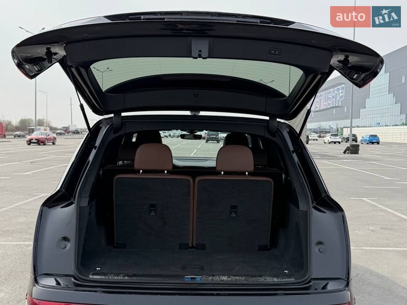 Внедорожник / Кроссовер Audi Q7 2016 в Львове фото 5 Внедорожник / Кроссовер Audi Q7 2016 в Львове