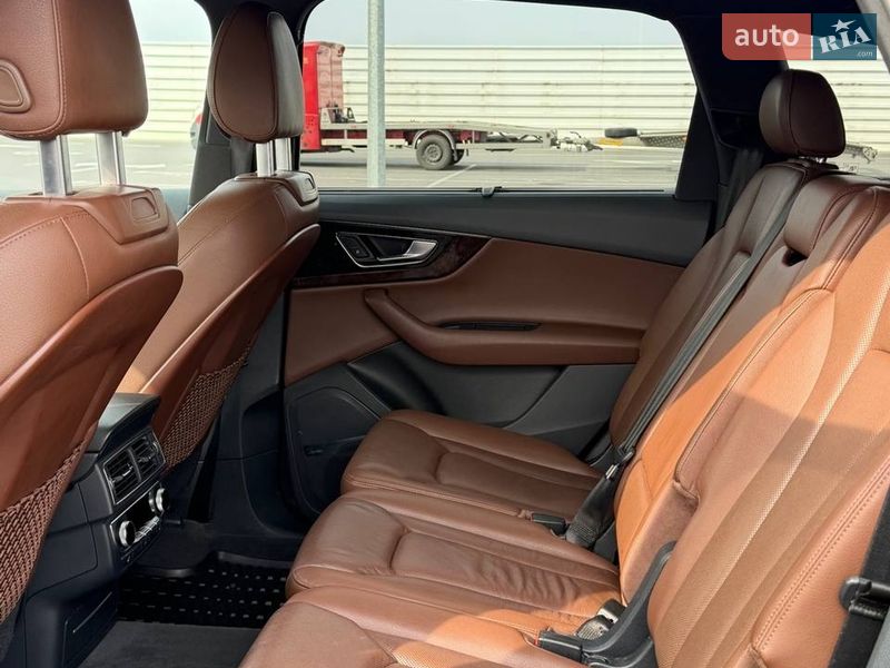 Внедорожник / Кроссовер Audi Q7 2016 в Львове фото 26 Внедорожник / Кроссовер Audi Q7 2016 в Львове